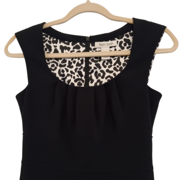 🎁 WHBM Vintage LBD. Has Pleating on Bust Area, Wide Waistband, Front Side Slit - Picture 3 of 12